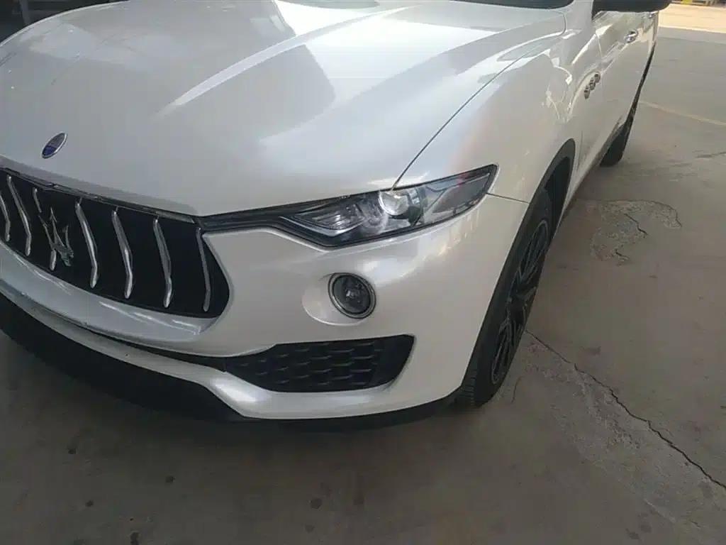 2018 Levante 3.0T Classic Edition — миниатюра 24