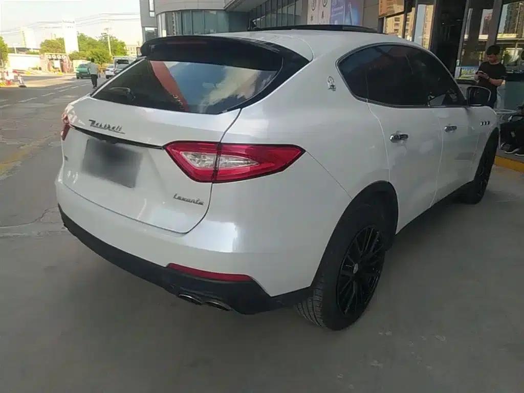 2018 Levante 3.0T Classic Edition — миниатюра 7
