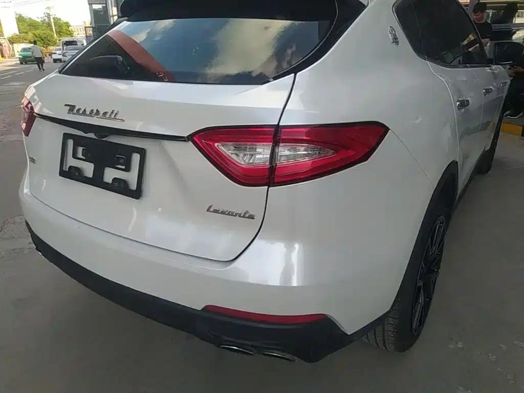 2018 Levante 3.0T Classic Edition — миниатюра 8