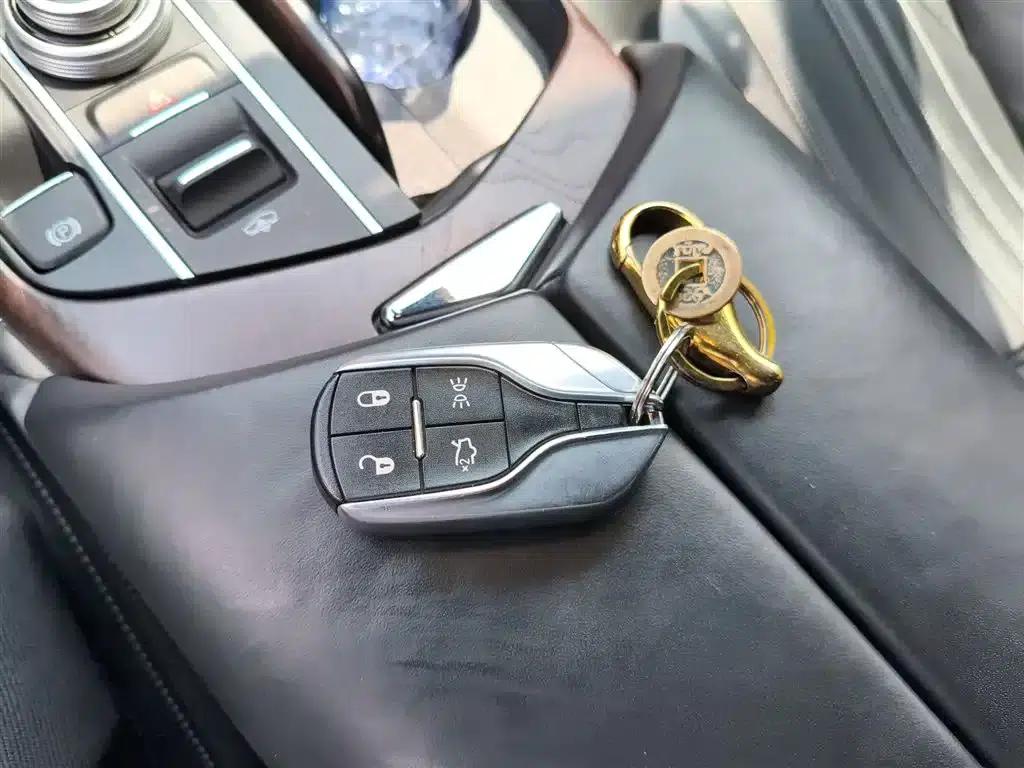 2016 Levante 3.0T Standard Edition — миниатюра 11