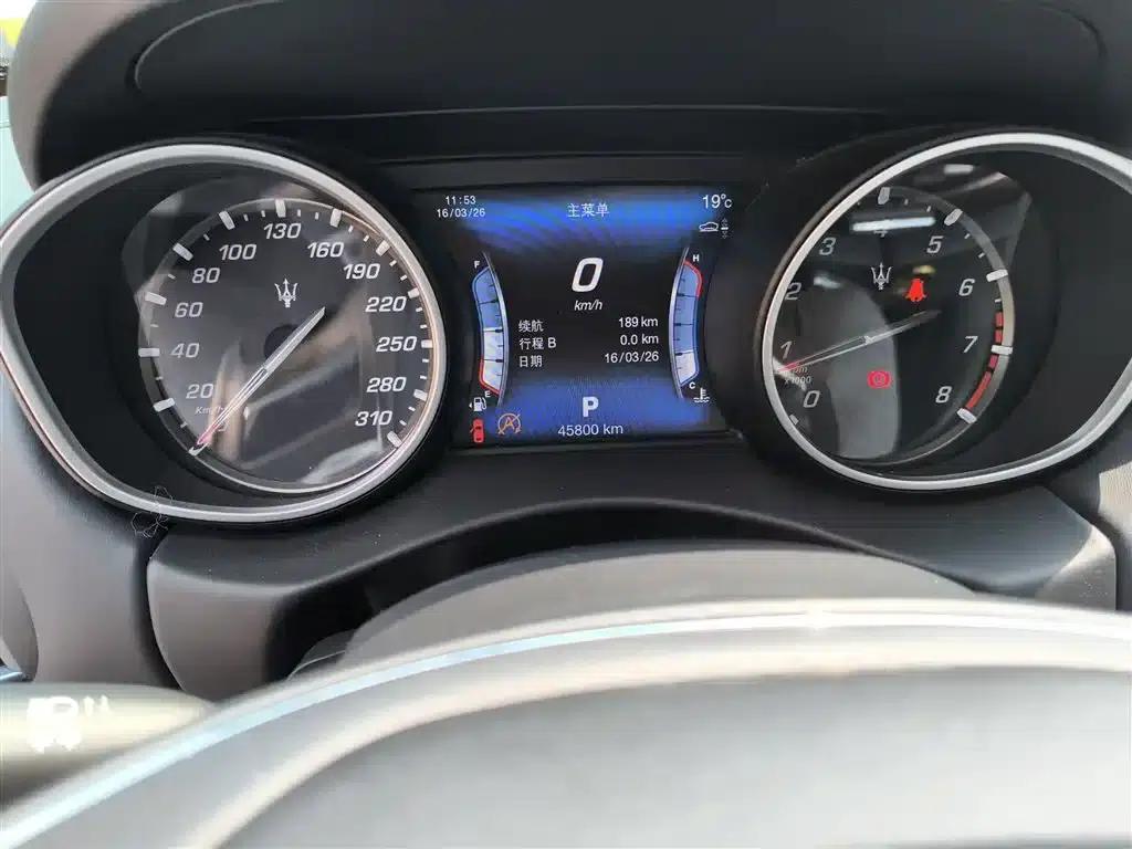 2016 Levante 3.0T Standard Edition — миниатюра 4