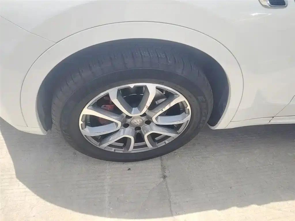 2016 Levante 3.0T Standard Edition — миниатюра 23