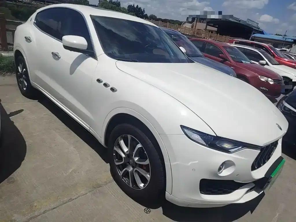 2016 Levante 3.0T Standard Edition — миниатюра 4