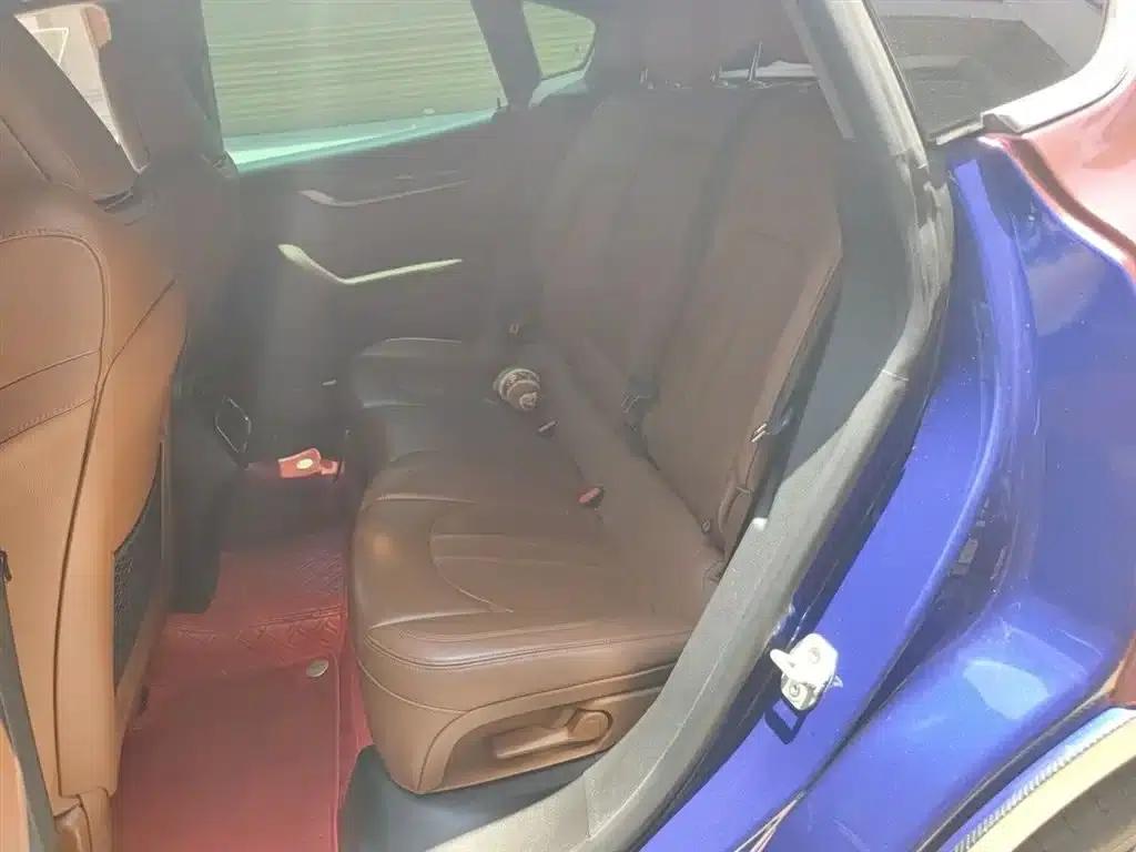 2016 Levante 3.0T Standard Edition — миниатюра 15