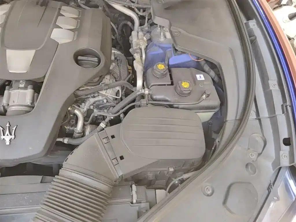 2016 Levante 3.0T Standard Edition — миниатюра 22