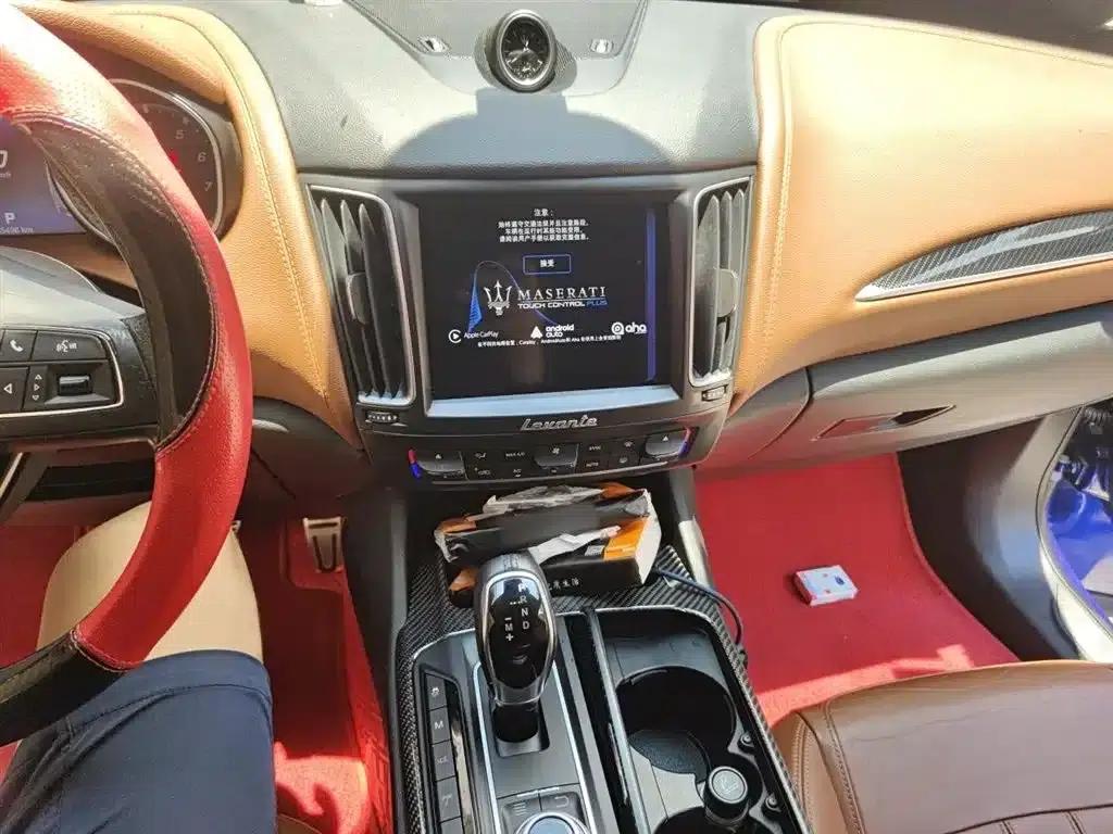 2016 Levante 3.0T Standard Edition — миниатюра 6