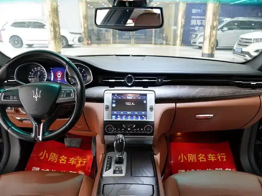 Presidential Edition 2015 3.0T Standard Edition — миниатюра 4