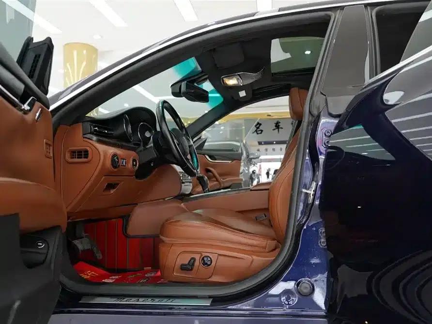 Presidential Edition 2015 3.0T Standard Edition — миниатюра 6