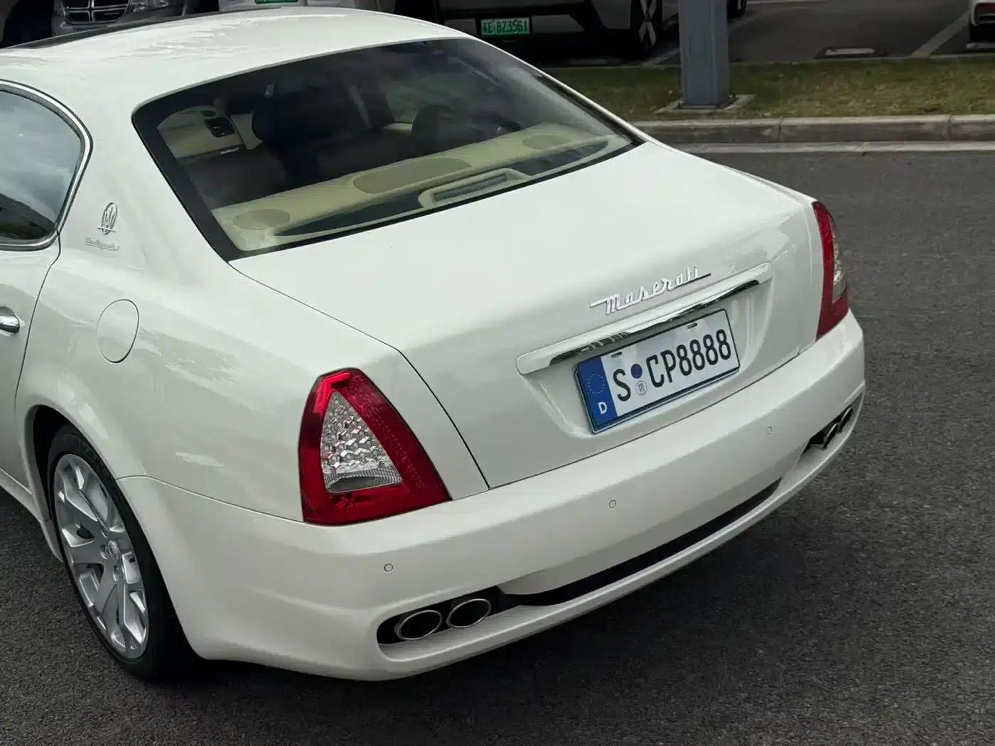 2010 Quattroporte 4.7L Sport Edition — миниатюра 5