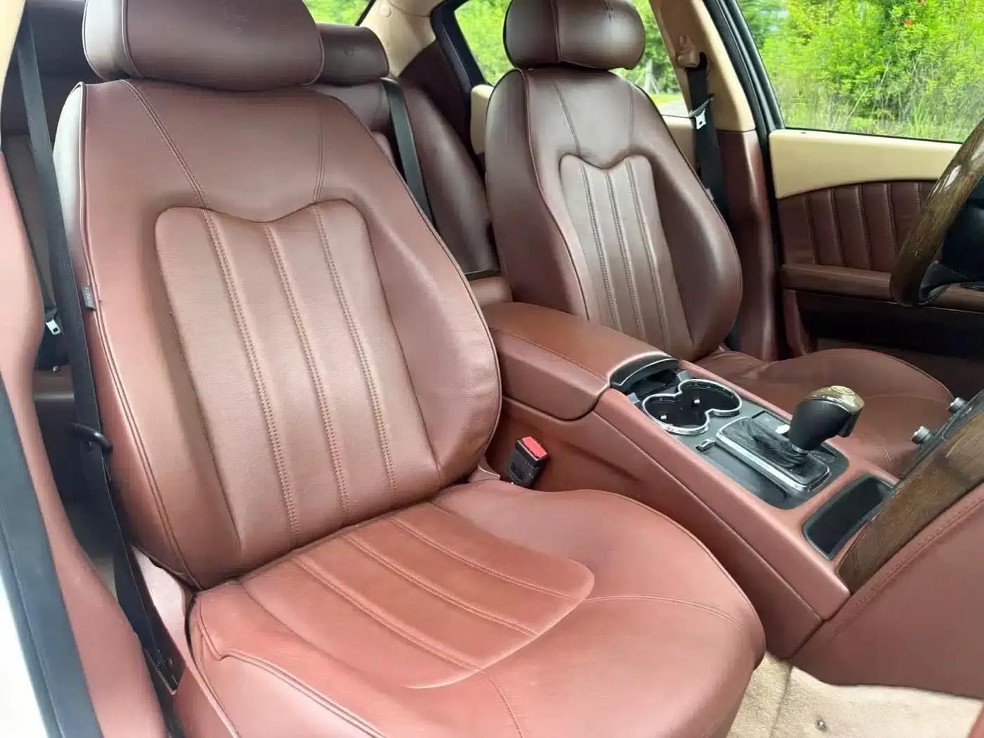 2010 Quattroporte 4.7L Sport Edition — миниатюра 8