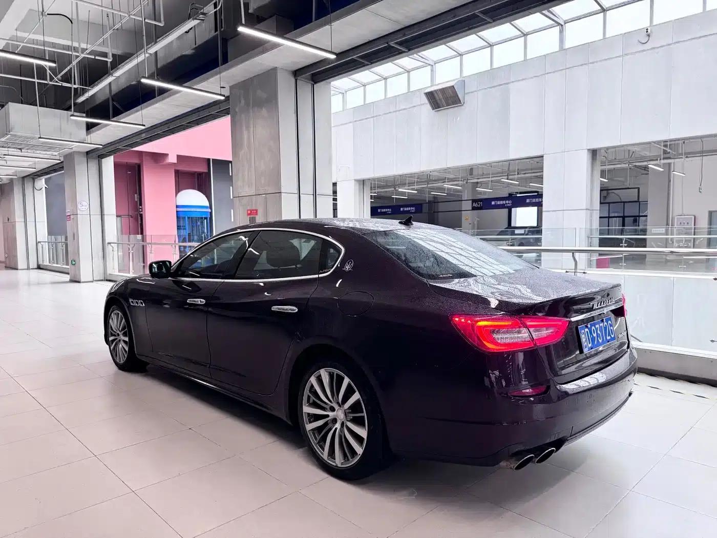 Presidential Edition 2015 3.0T Standard Edition — миниатюра 4