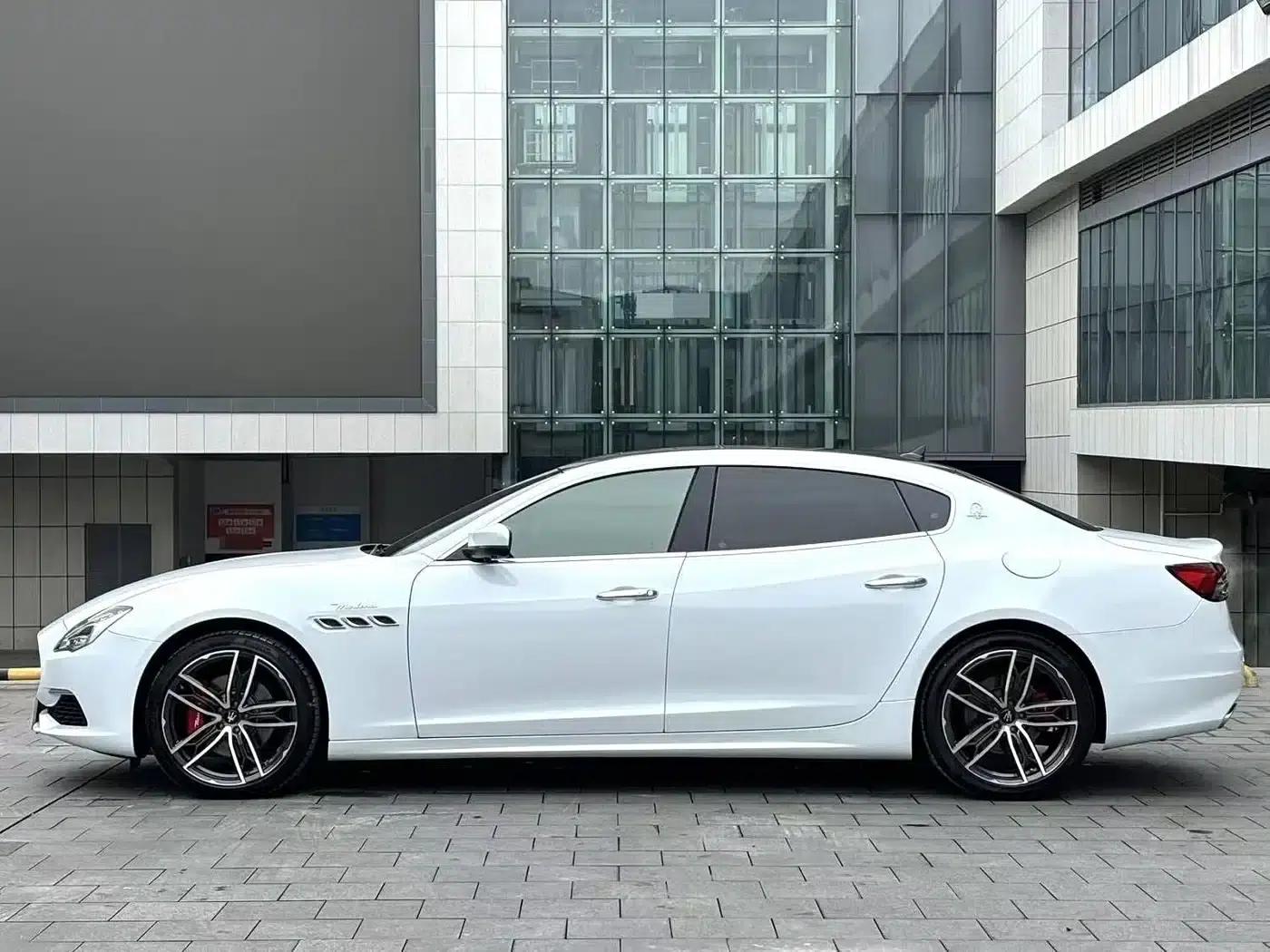 Presidential Edition 2017 3.0T Standard Edition — миниатюра 7