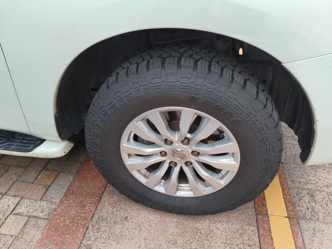 Nissan Patrol 2017 4.0L XE Middle East Version — миниатюра 8