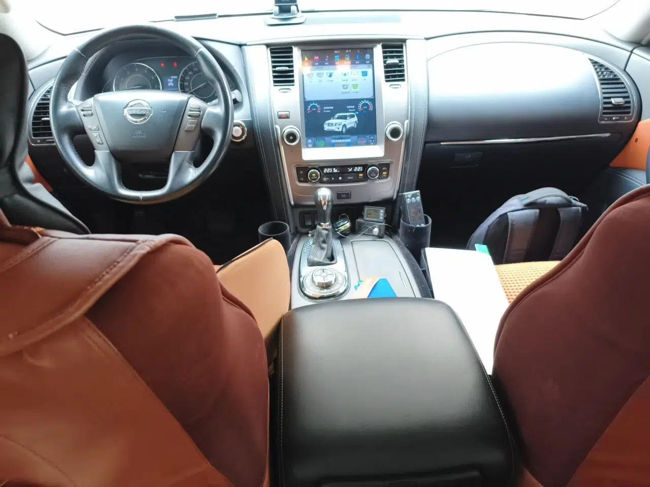 Nissan Patrol 2017 4.0L XE Middle East Version — миниатюра 10