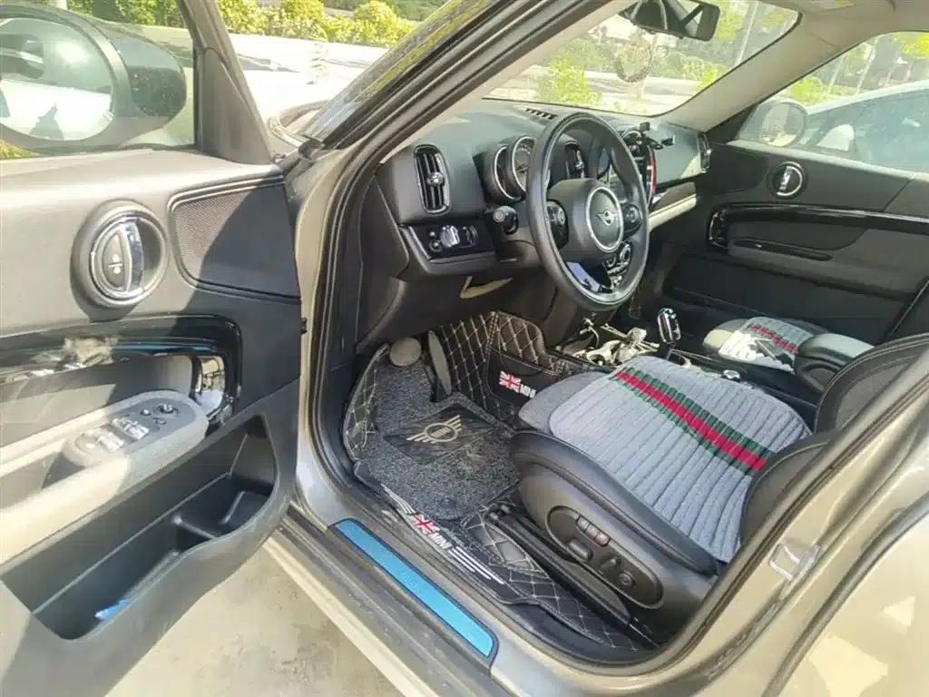 2019 MINI COUNTRYMAN 1.5T COOPER ALL4 Classic Weekend Travel Edition — миниатюра 16