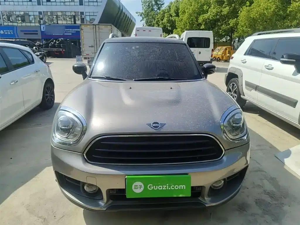 2019 MINI COUNTRYMAN 1.5T COOPER ALL4 Classic Weekend Travel Edition — миниатюра 3