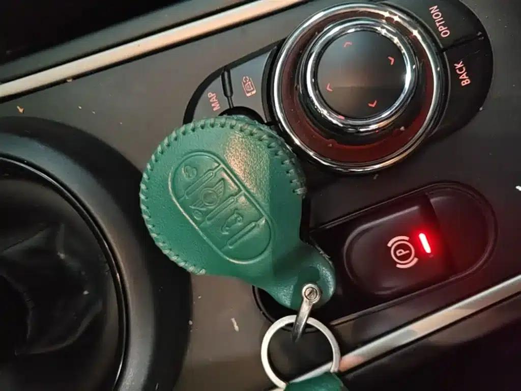 2022 MINI COUNTRYMAN Facelift 1.5T COOPER Connoisseur — миниатюра 9