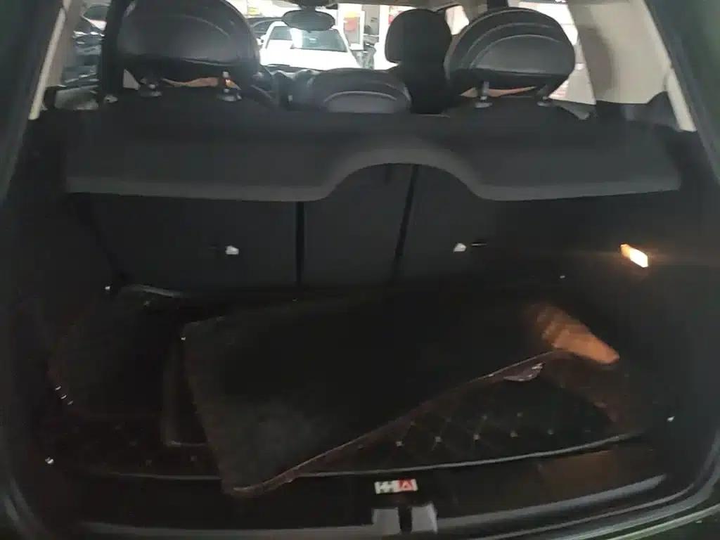 2016 MINI COUNTRYMAN 1.6T COOPER ALL4 Fun for Gear Enthusiasts — миниатюра 19