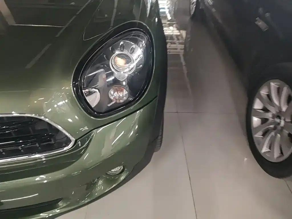 2016 MINI COUNTRYMAN 1.6T COOPER ALL4 Fun for Gear Enthusiasts — миниатюра 24
