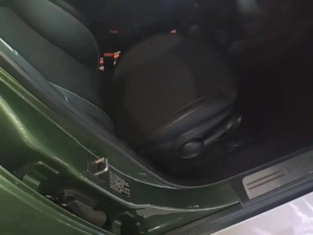 2016 MINI COUNTRYMAN 1.6T COOPER ALL4 Fun for Gear Enthusiasts — миниатюра 25