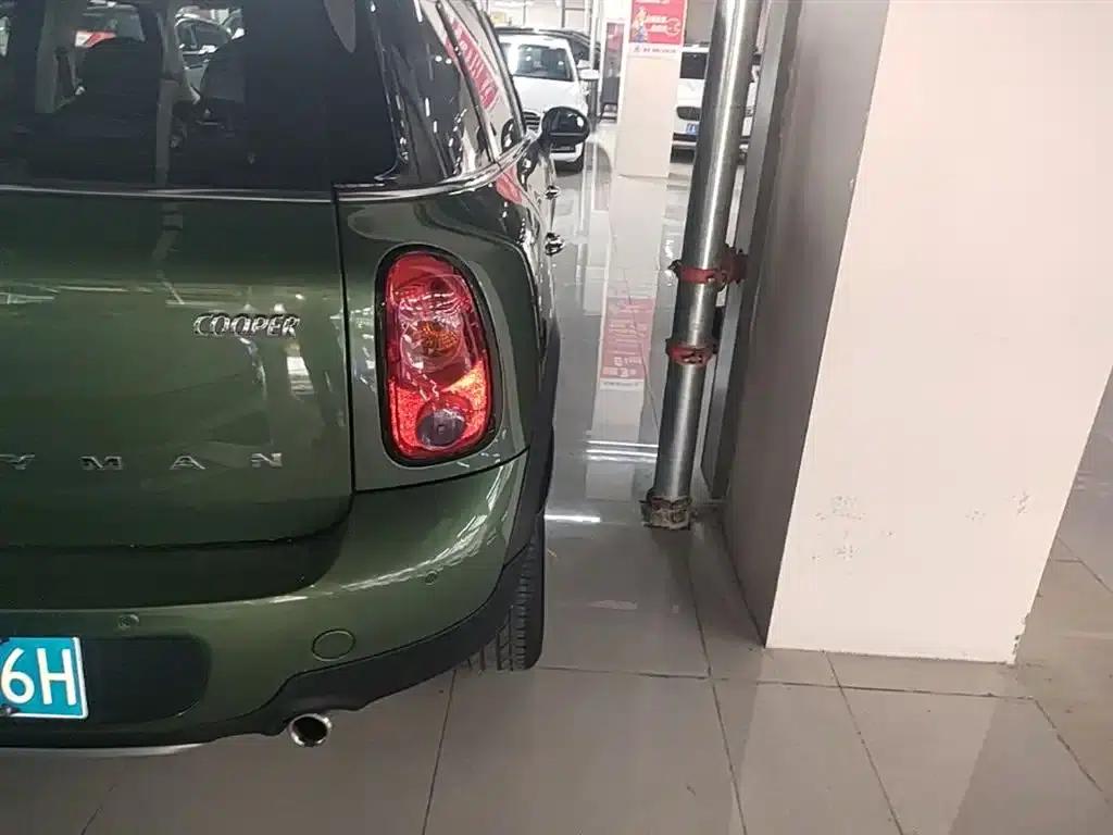 2016 MINI COUNTRYMAN 1.6T COOPER ALL4 Fun for Gear Enthusiasts — миниатюра 8