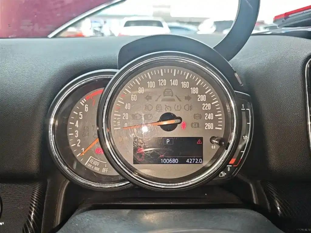 2017 MINI COUNTRYMAN 2.0T COOPER S ALL4 Traveler — миниатюра 12