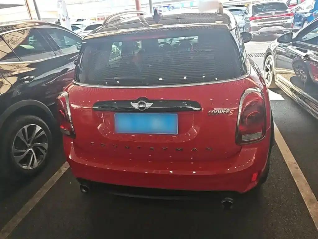 2017 MINI COUNTRYMAN 2.0T COOPER S ALL4 Traveler — миниатюра 6