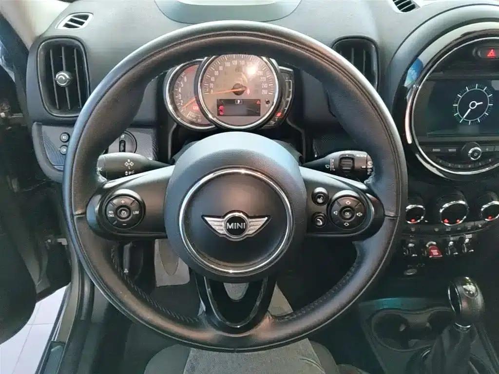 2017 MINI COUNTRYMAN 1.5T COOPER ALL4 Explorer — миниатюра 17