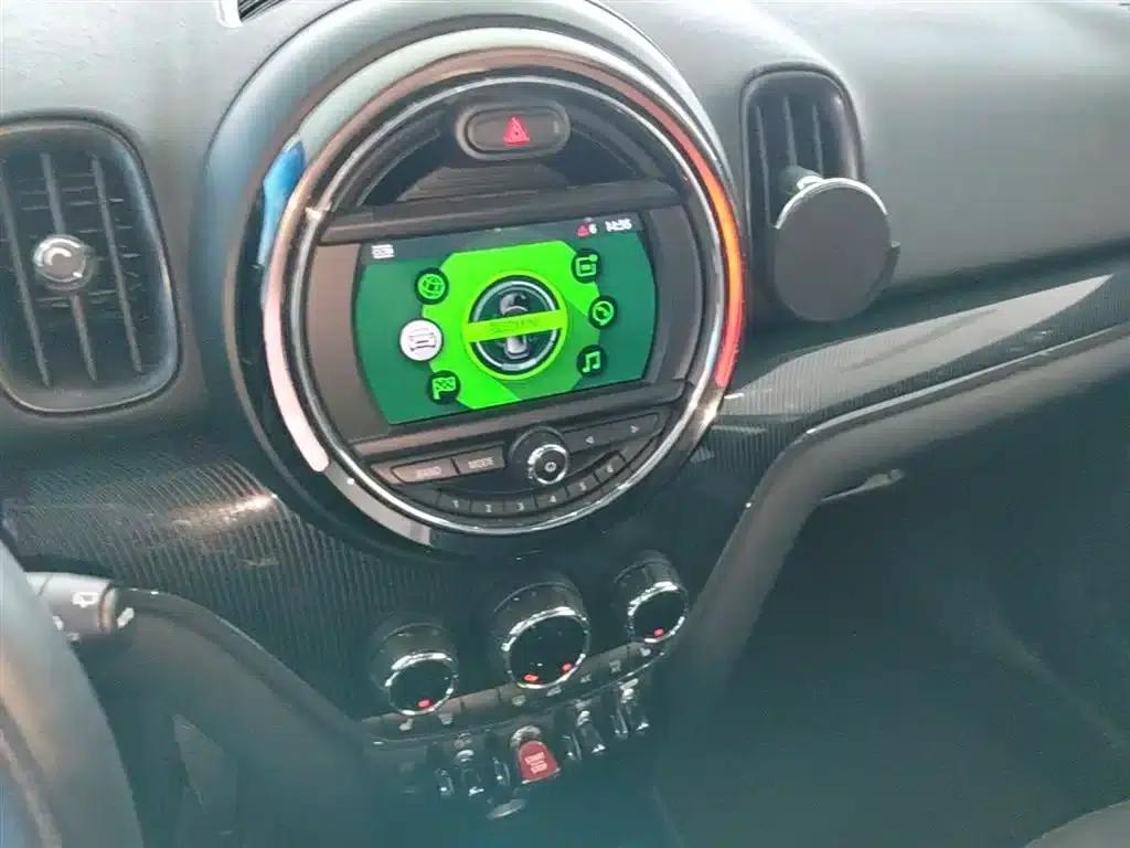 2017 MINI COUNTRYMAN 1.5T COOPER ALL4 Explorer — миниатюра 20