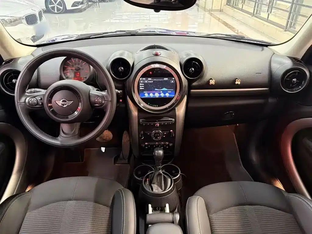 MINI COUNTRYMAN 2014 1.6T COOPER ALL4 Fun — миниатюра 9