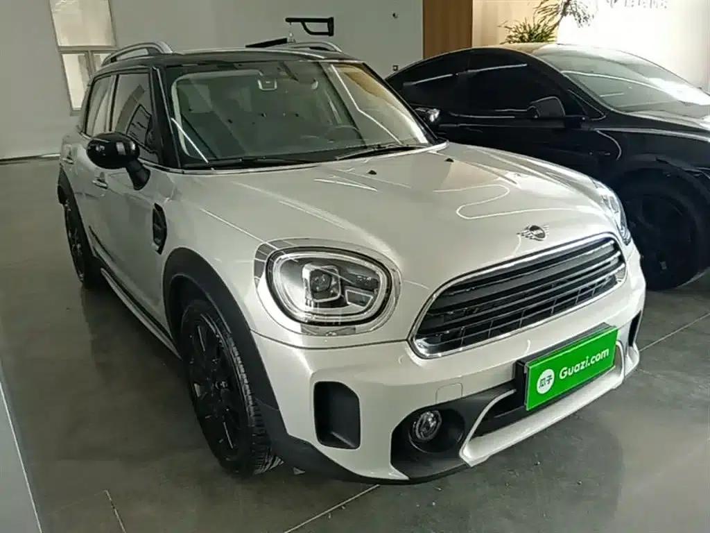 2022 MINI COUNTRYMAN 1.5T COOPER Connoisseur — миниатюра 4