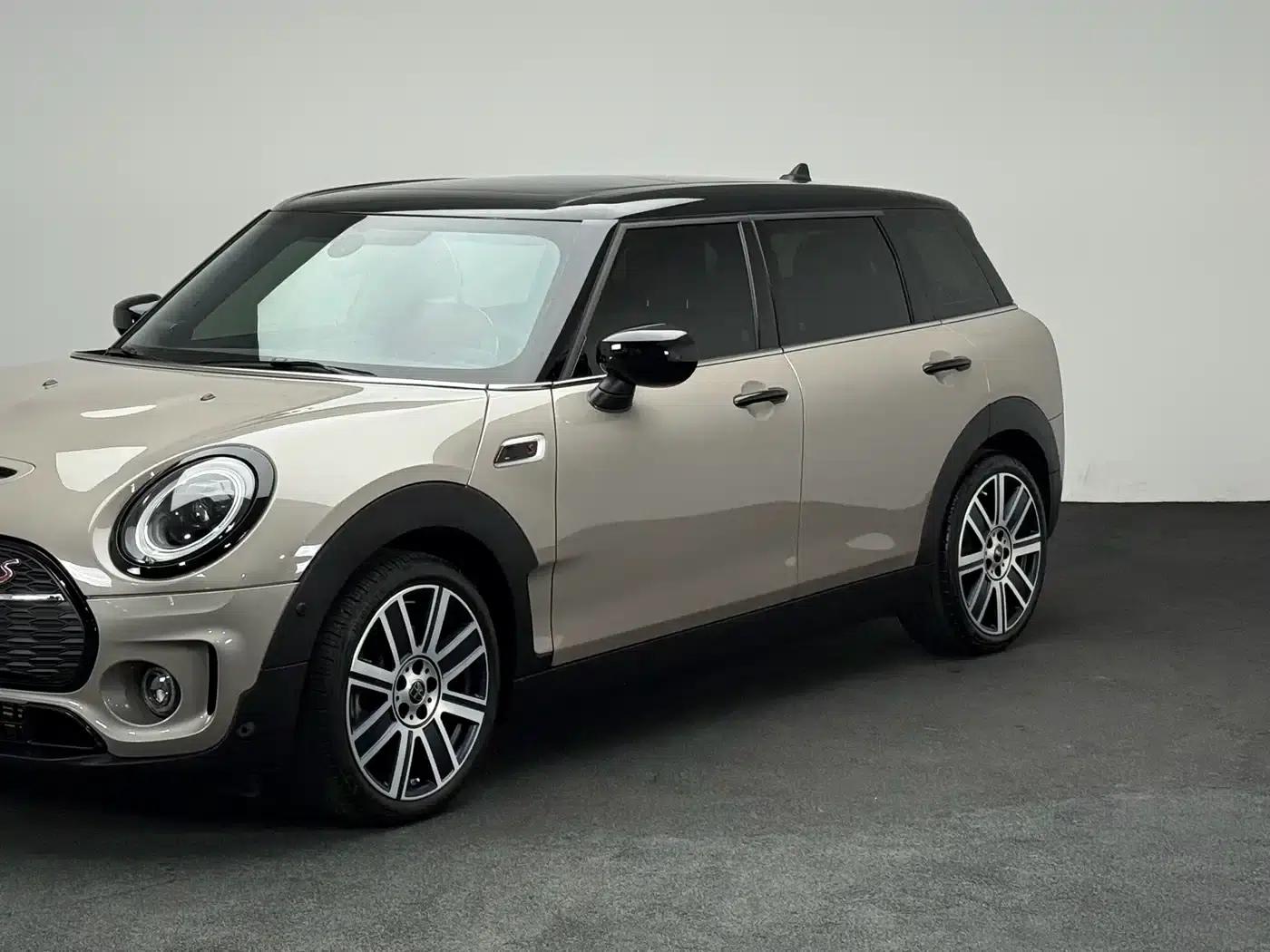 2023 MINI CLUBMAN 2.0T COOPER S Connoisseur — миниатюра 6