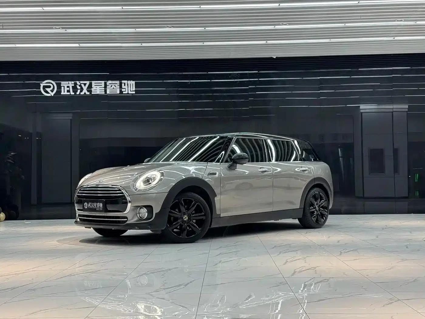 2016 MINI CLUBMAN Facelift 1.5T COOPER Connoisseur Edition — миниатюра 1