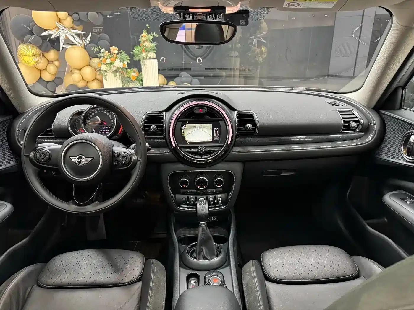 2016 MINI CLUBMAN Facelift 1.5T COOPER Connoisseur Edition — миниатюра 6