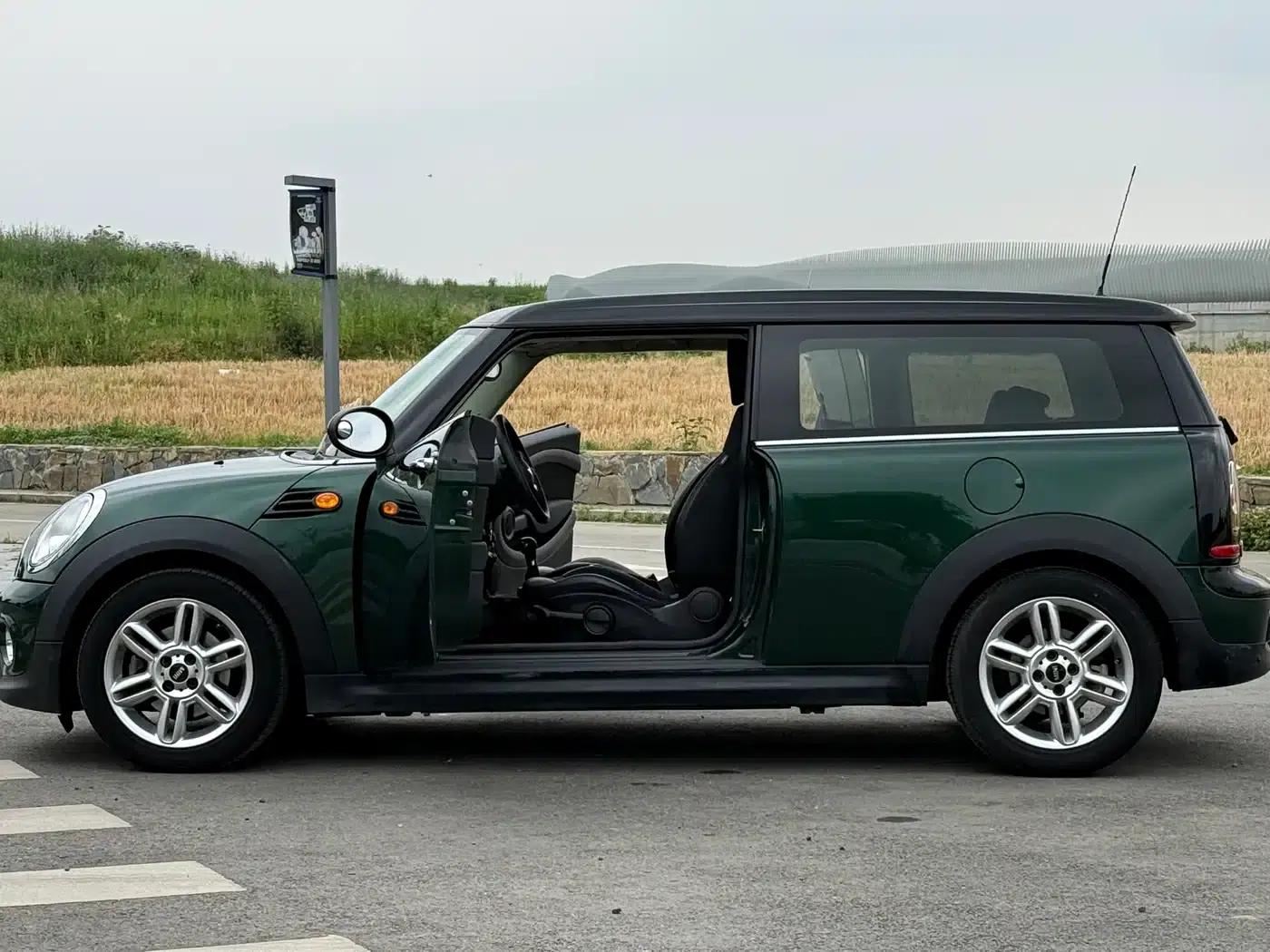 2011 MINI CLUBMAN 1.6L COOPER Fun — миниатюра 8