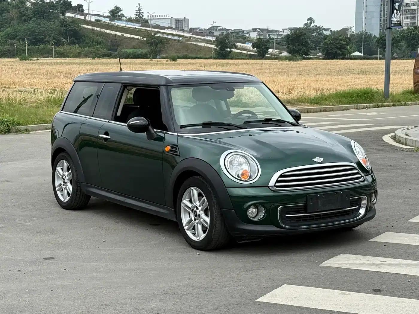 2011 MINI CLUBMAN 1.6L COOPER Fun — миниатюра 9