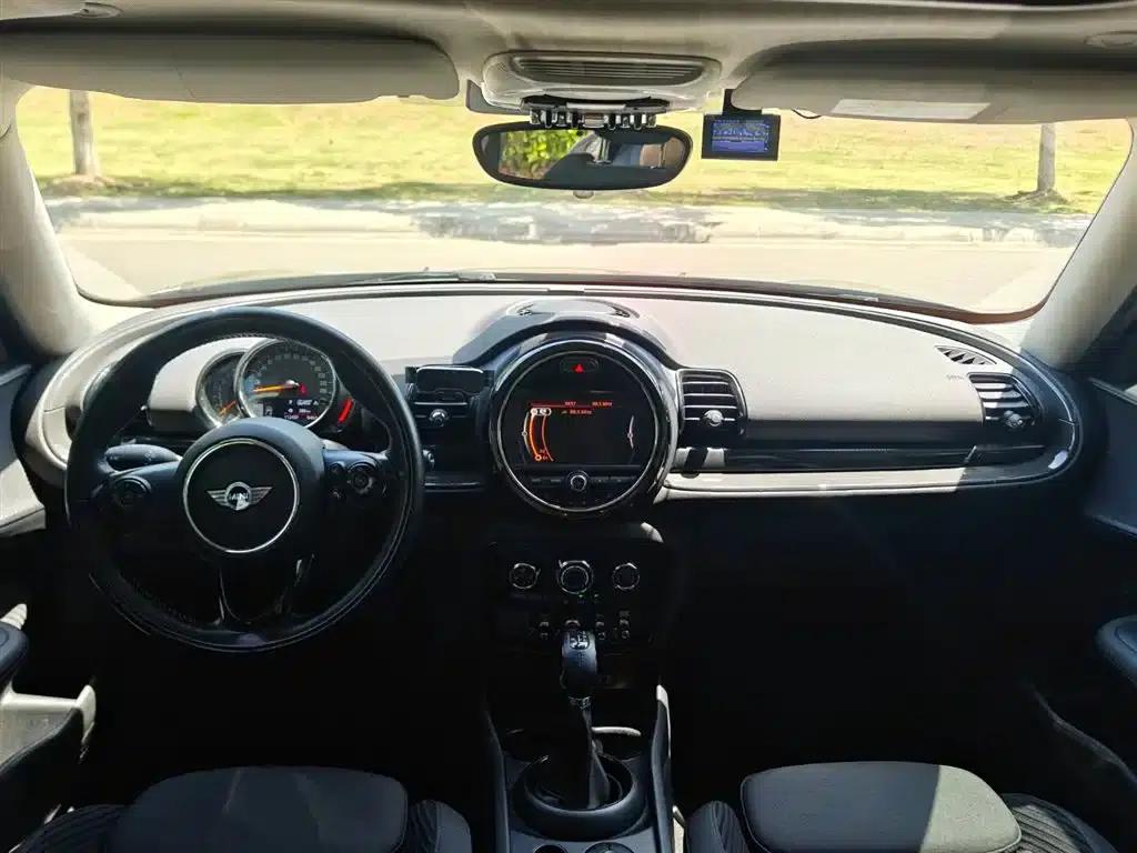 2016 MINI CLUBMAN Facelift 1.5T COOPER — миниатюра 17