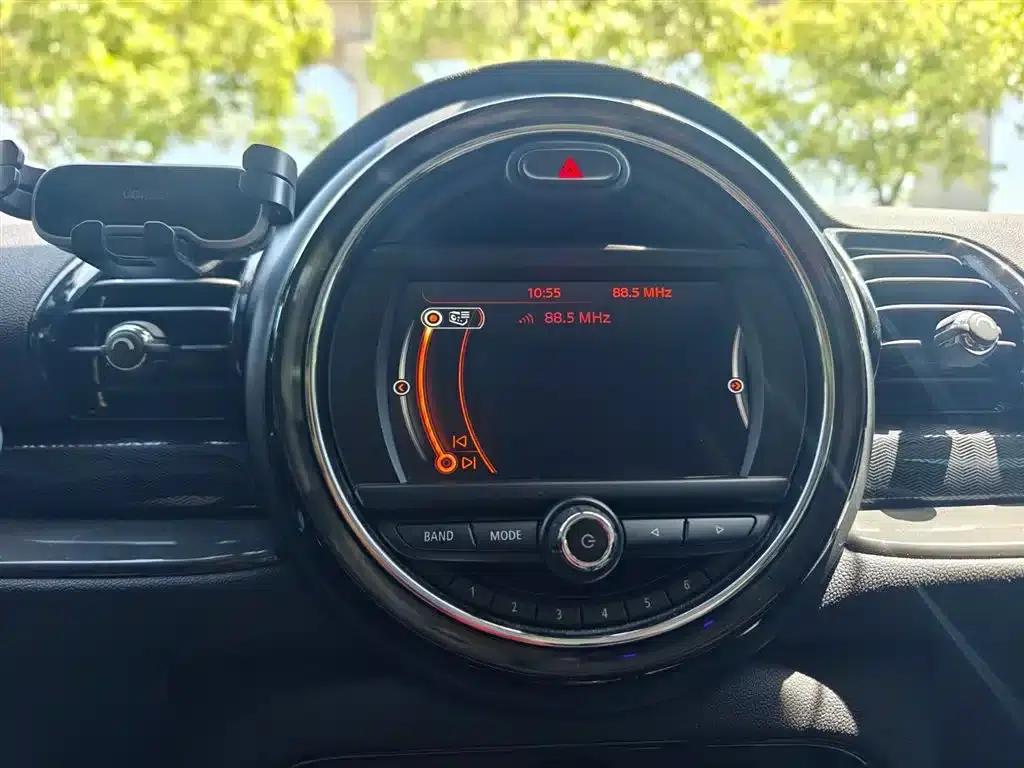 2016 MINI CLUBMAN Facelift 1.5T COOPER — миниатюра 10