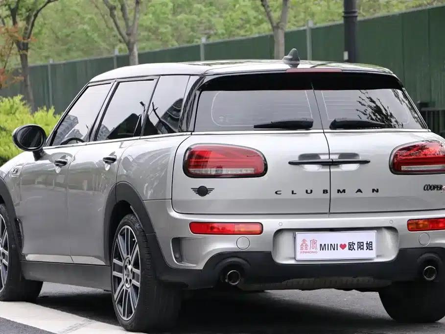 2023 MINI CLUBMAN 2.0T COOPER S Connoisseur — миниатюра 6