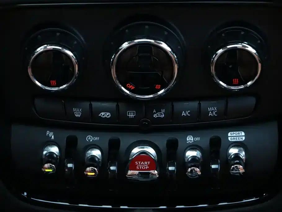 2019 MINI CLUBMAN 2.0T COOPER S — миниатюра 17