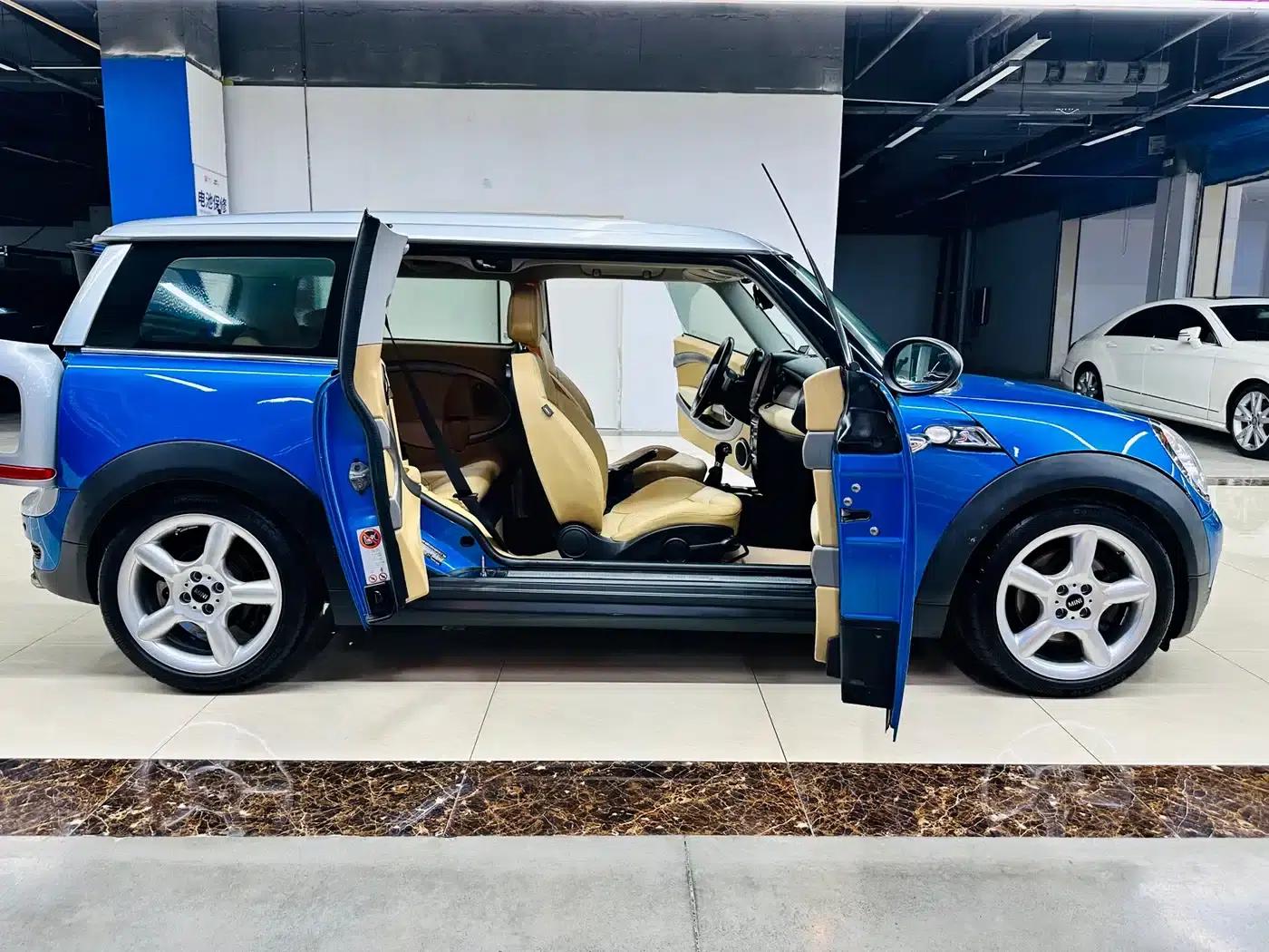 2011 MINI CLUBMAN 1.6T COOPER S — миниатюра 33