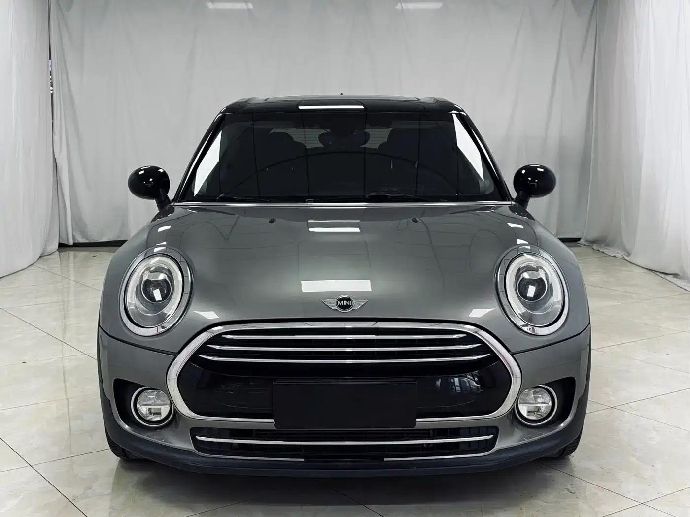 2016 MINI CLUBMAN Facelift 1.5T COOPER Connoisseur Edition — миниатюра 2