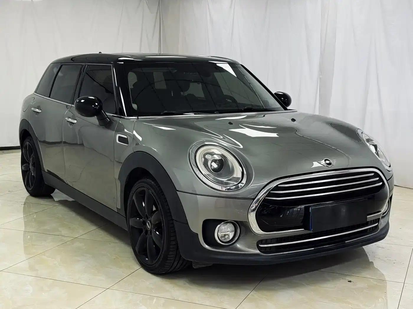 2016 MINI CLUBMAN Facelift 1.5T COOPER Connoisseur Edition — миниатюра 11