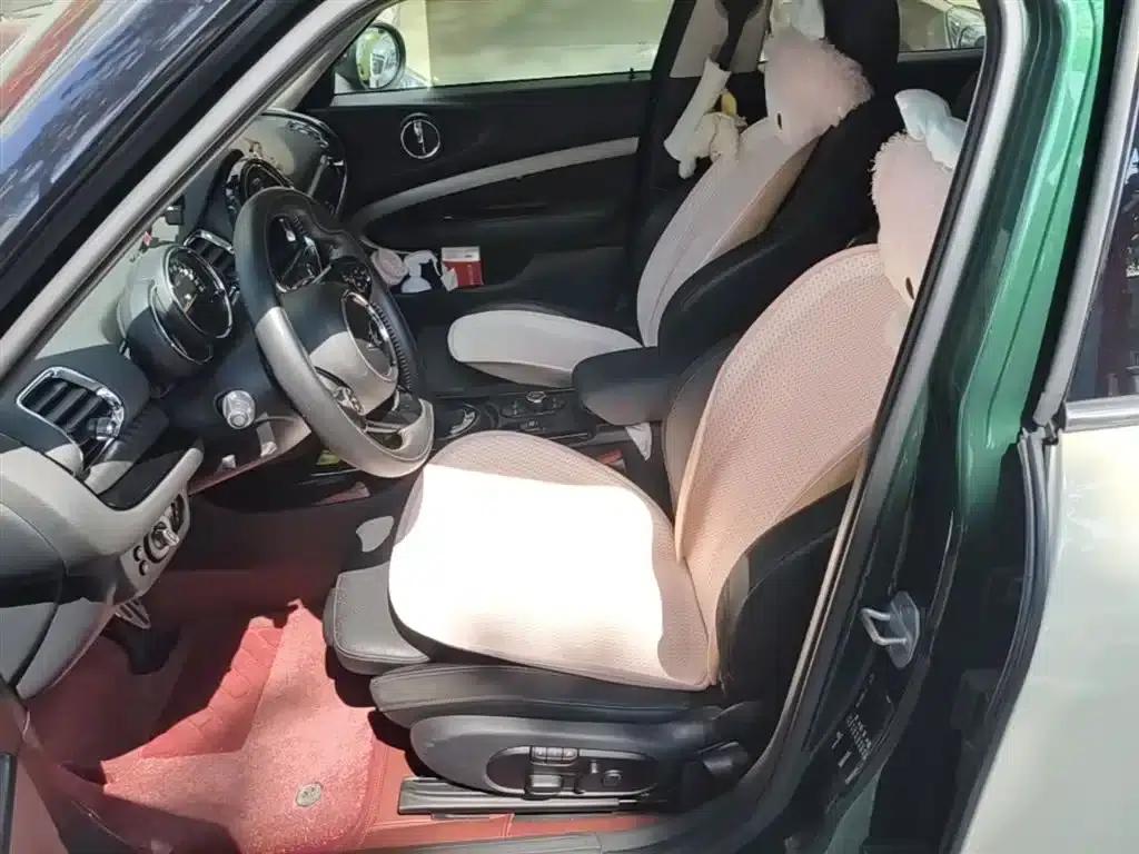 2016 MINI CLUBMAN Facelift 1.5T COOPER Connoisseur Edition — миниатюра 15
