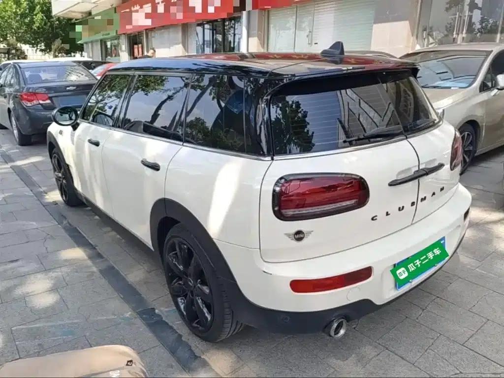 2016 MINI CLUBMAN Facelift 1.5T COOPER Connoisseur Edition — миниатюра 5