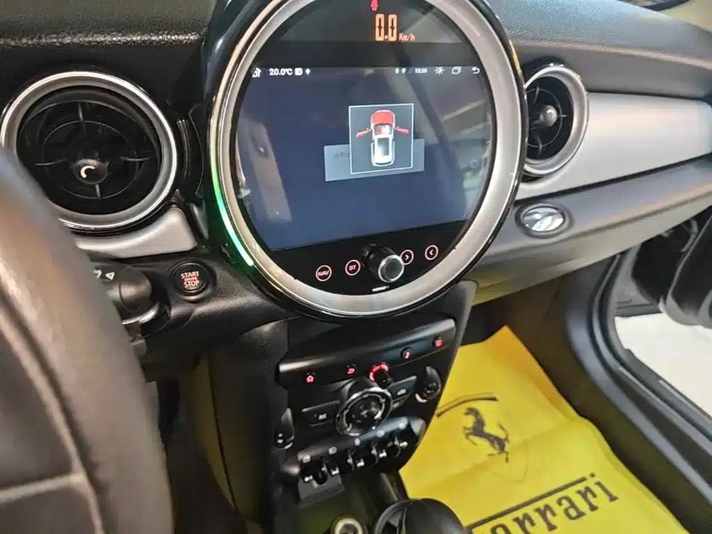 MINI CLUBMAN 2011 1.6L ONE — миниатюра 13