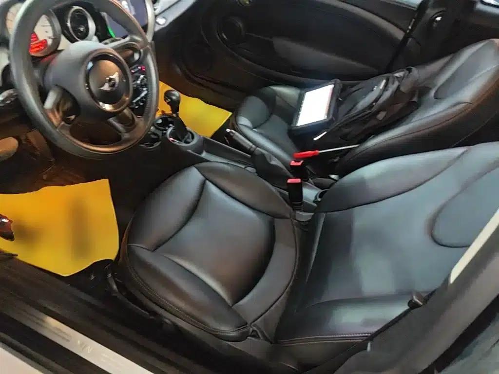MINI CLUBMAN 2011 1.6L ONE — миниатюра 15