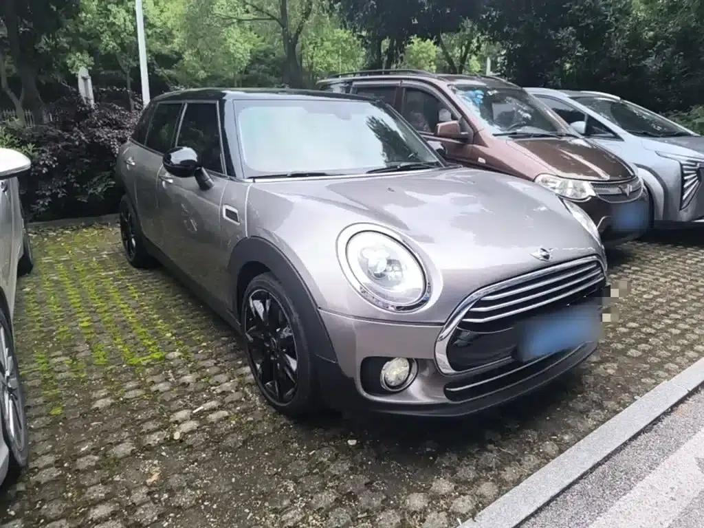 2016 MINI CLUBMAN Facelift 1.5T COOPER Connoisseur Edition — миниатюра 4