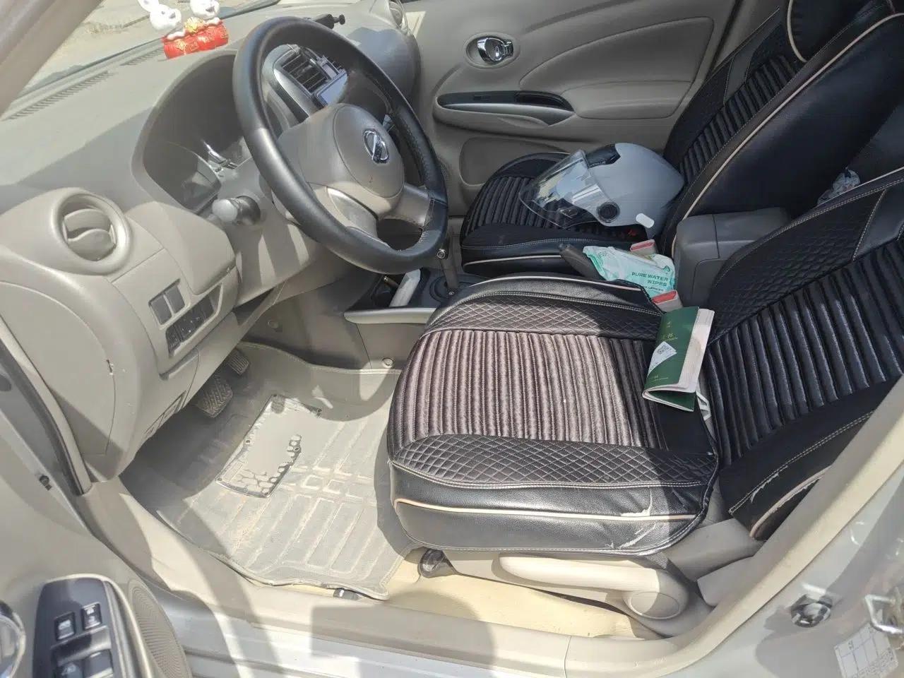 Nissan Sunny 2011 1.5XV CVT Deluxe Edition — миниатюра 16