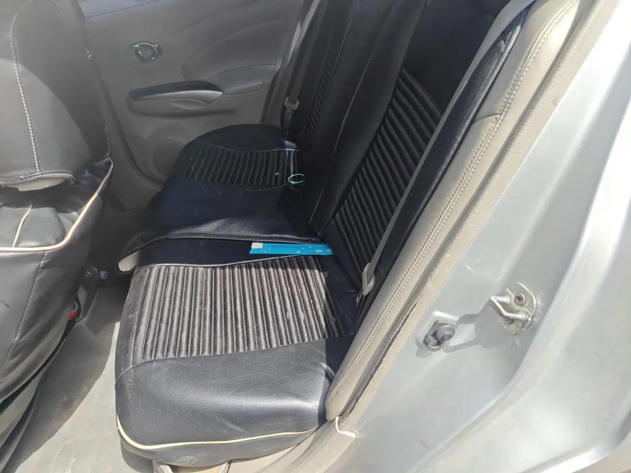 Nissan Sunny 2011 1.5XV CVT Deluxe Edition — миниатюра 18